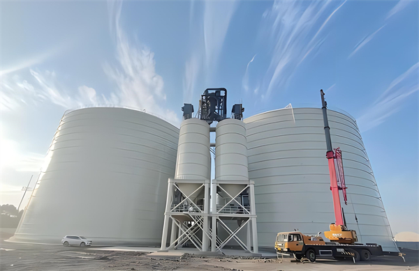 桑日大型钢板库